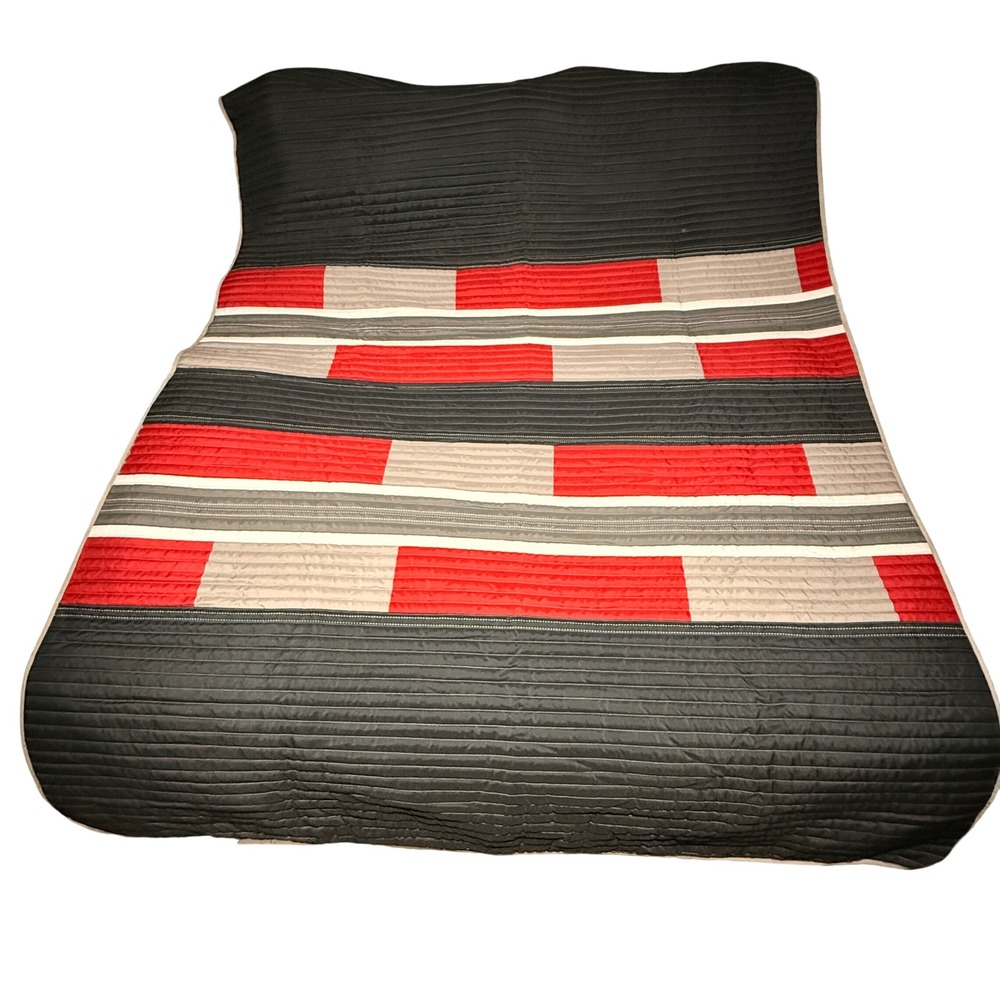 Comfort‎ Spaces Geometric Twin Size Quilt Bedspread Red Grey Black White Block